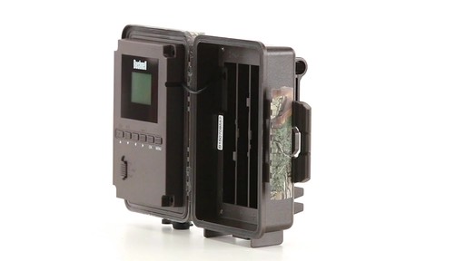 Bushnell Trophy Cam Aggressor Low Glow Trail/Game Camera 14MP 360 View - image 6 from the video